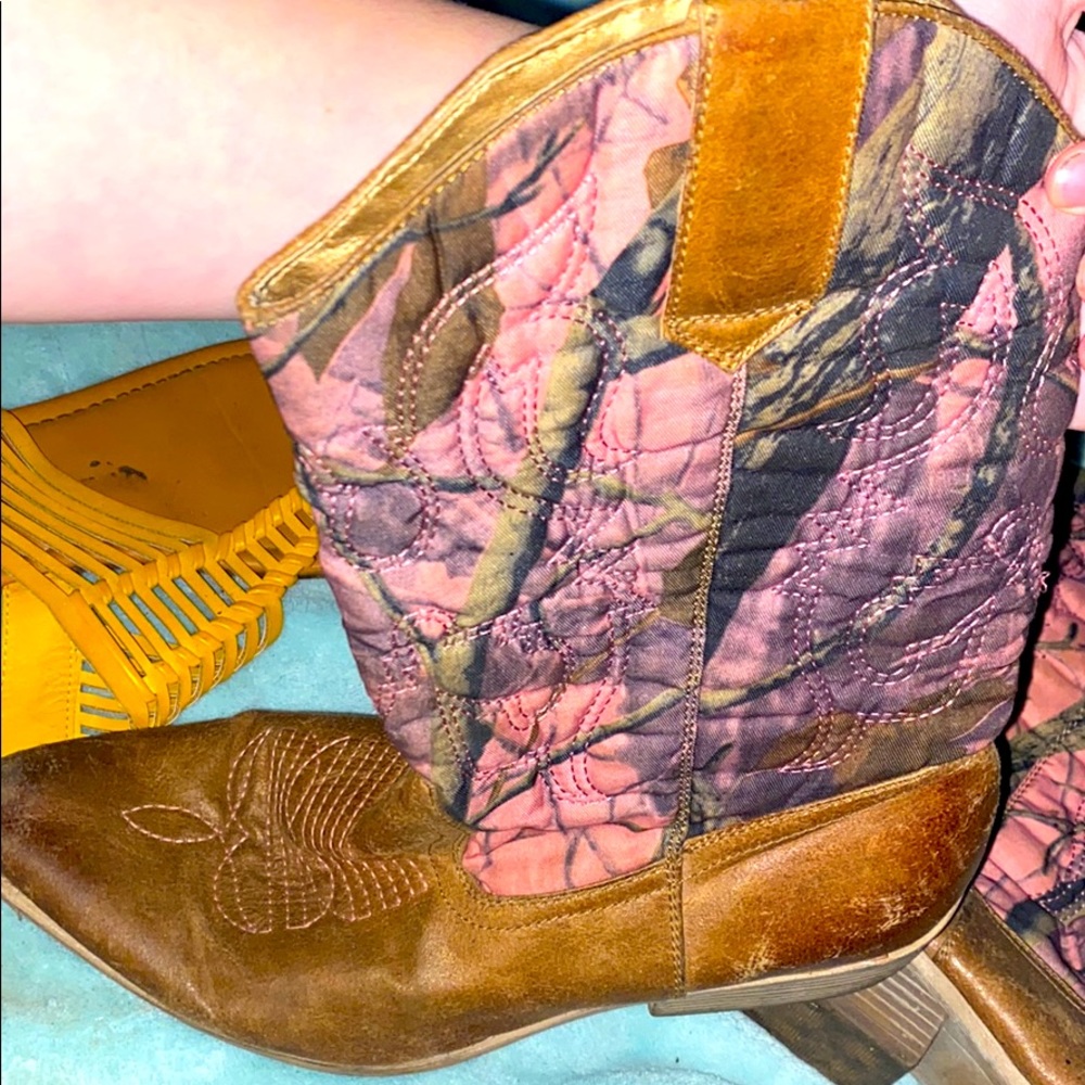 pink camouflage cowgirl boots